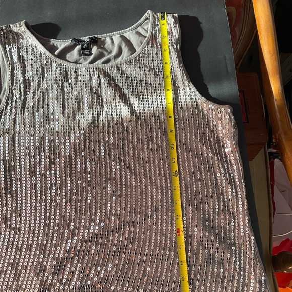 George Silver Sequin Tank Top - Picture 4 of 7